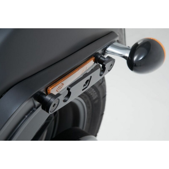 SW-MOTECH βάση πλαϊνής βαλίτσας SLH Flat Vertical HTA.18.682.10400 για Harley Davidson FXFB 1750 ABS 18-19 μαύρο